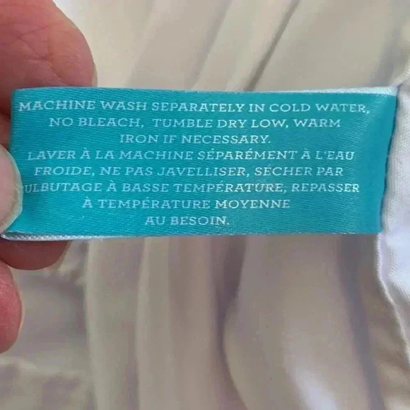 Delia + Cleo microfiber twin sheet - Picture 3 of 3